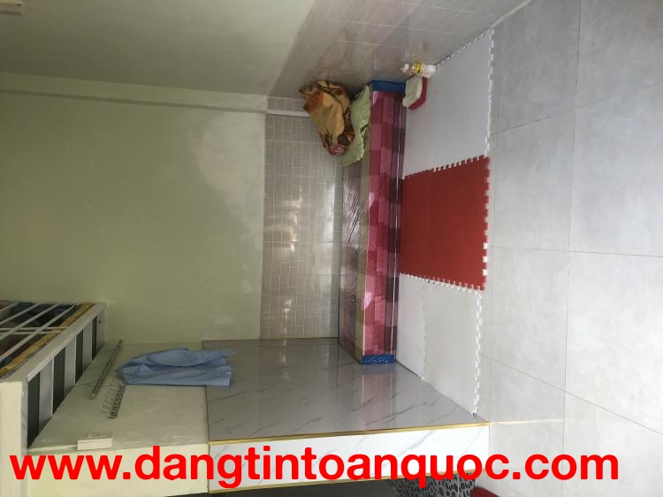 Cho thuê phòng trọ nam tại p6,gần trug tâm Tp Đà Lat:0909164448