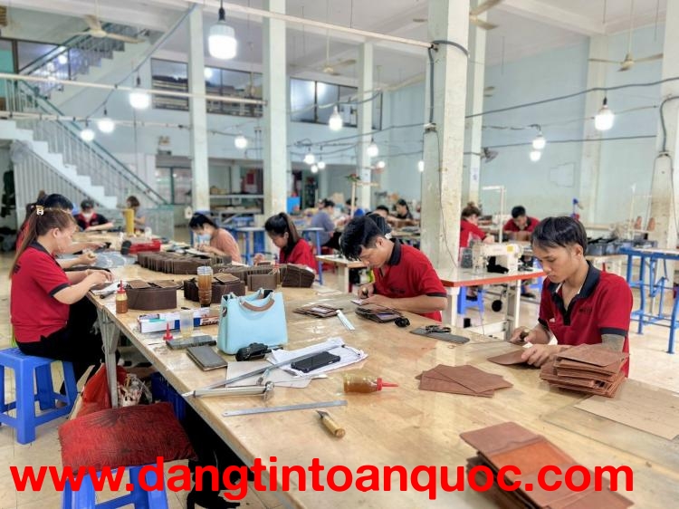 Xưởng sản xuất đồ da uy tín tại Sài Gòn