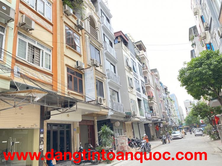 Bán gấp nhà mới đẹp Dương Quảng Hàm, Cầu Giấy, phân lô, gara ôtô, 52m x 5T chỉ 12.29 tỷ