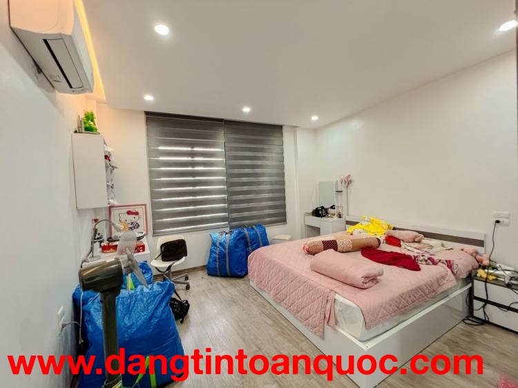 BÁN GẤP NHÀ KHƯƠNG ĐÌNH, 42M2, 5 TẦNG, 4 NGỦ, 50M Ô TÔ ĐỖ