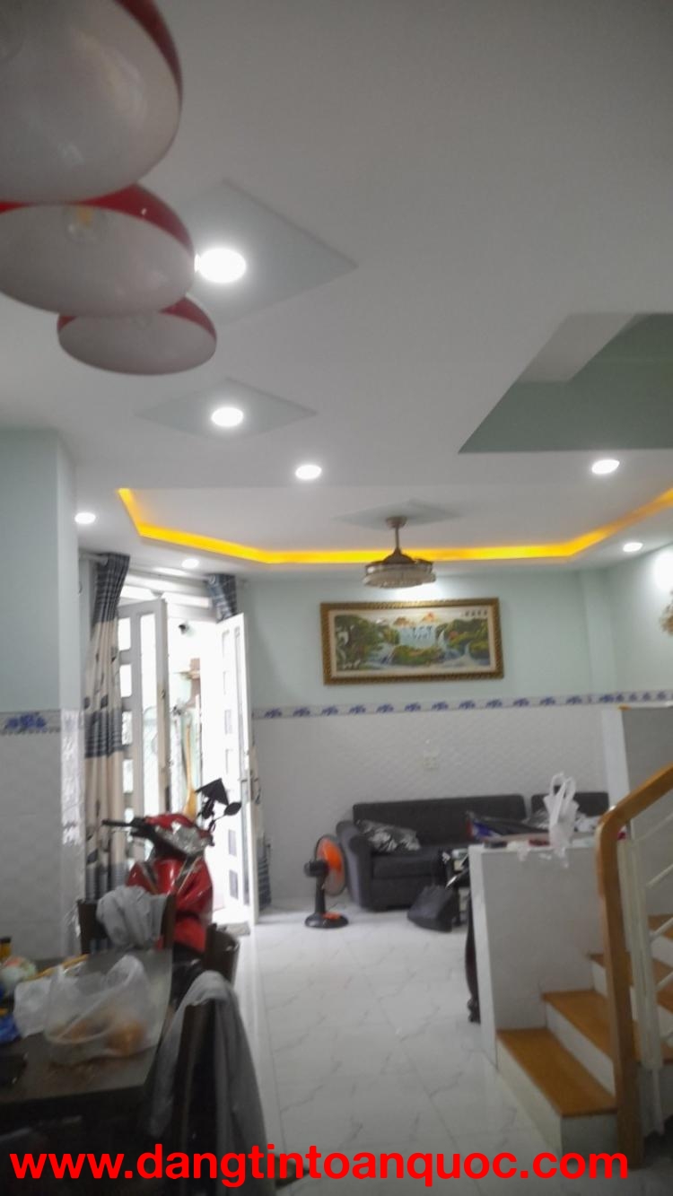 Bán nhà đường Lê Tân Bê, An Lạc, Bình Tân, 42m2, 3 tầng, 3.2 tỷ