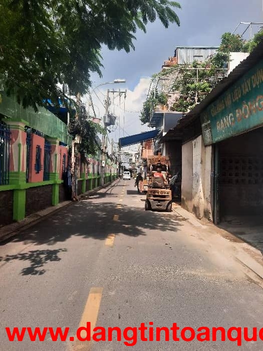 MẶT TIỀN ĐƯỜNG KINH DOANH - CÓ DÒNG TIỀN CHO THUÊ - GẦN CHỢ VẢI -  NGUYỄN SƠN . P. PHÚ THỌ HÒA, Q. T