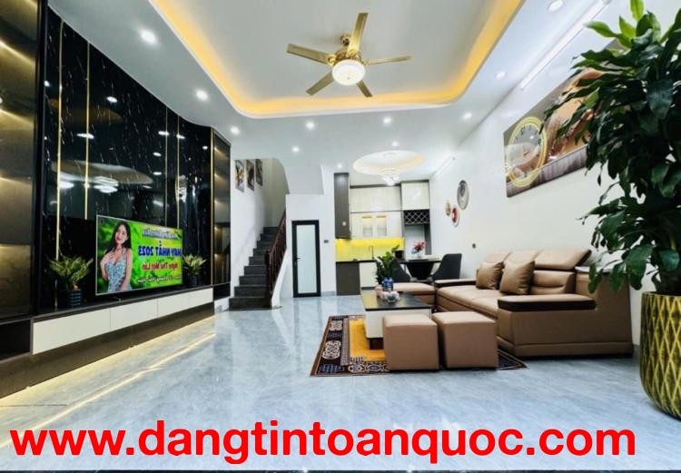 4 TẦNG, 45M2 PHỐ YÊN HÒA, FULL NỘI THẤT – NHÀ ĐẸP GẦN PHỐ, NGÕ TRƯỚC NHÀ RỘNG, AN SINH ĐỈNH - 8.58 T