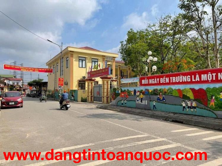 Chính chủ gủi bán lô đất mặt tiền hơn 7m gần trường học ,trung tâm hành chính xã giá đầu tư