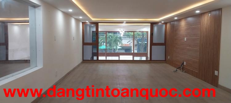 ► Mặt Tiền Nguyễn Hữu Thọ, Ngã tư, 125m2, 5.5 tầng, Thang máy, Kinh Doanh Đỉnh, Văn Phòng