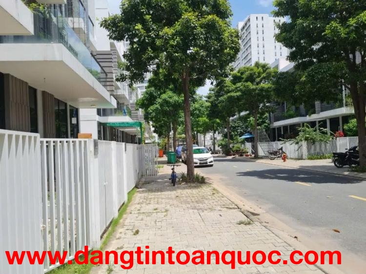 Bán Nhà Xây Thô 1 Trệt 2 Lầu - Đường Cát Lái, Phường Cát Lái - 83.2m² - Pháp Lý Rõ Ràng