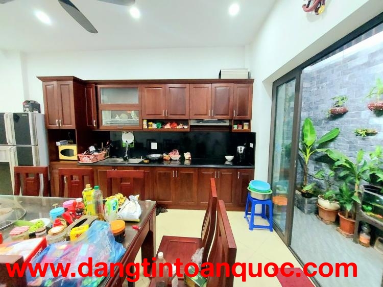 Ngõ OTO Minh Khai, Hai Bà Trưng, 36m² , giá 6. tỷ