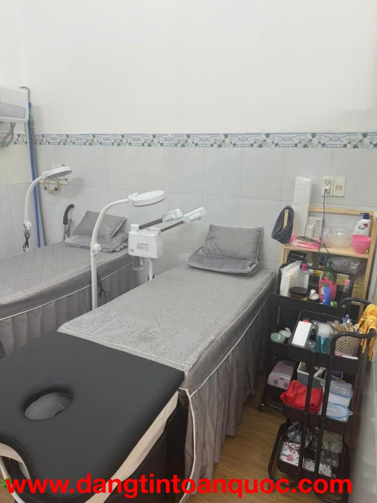 Cần sang nhượng nhanh mặt bằng kinh doanh Spa,Nail, Mi gội đầu tại quận Bình Tân, TPHCM