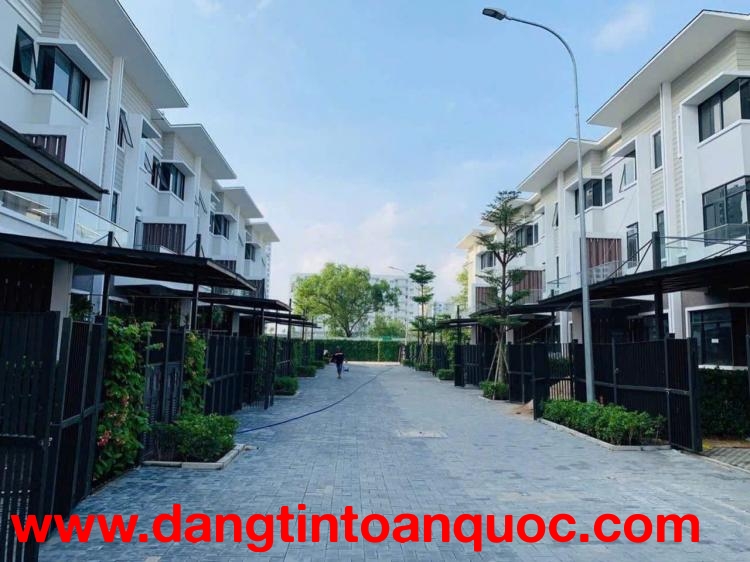 Bán nhà riêng 5*20 Nguyễn Văn Linh 3 pn  3 tầng Bình Hưng Bình Chánh 12 tỷ