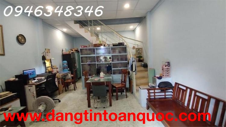 NHÀ 2 LẦU HẺM 391 HUỲNH TẤN PHÁT QUẬN 7. CHỦ CẦN BÁN GẤP.