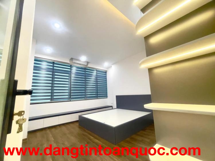 Nhà full nội thất, xách vali đến ở, 5T*30m2, hộ khẩu Hà Đông, ở ngay