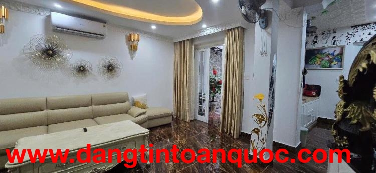 Bán nhà Đào Tấn - Nhà đẹp ở ngay - Ngõ thông - Gần phố - Gần ô tô -62m*4 tầng - MT 10m - Giá 9.5 tỷ