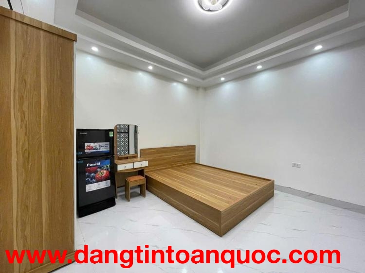 CỰC HIẾM HÓT CHÍNH CHỦ CẦN BÁN TÒA NHÀ PHỐ LÊ QUANG ĐẠO QUẬN NAM TƯ LIÊM 80 m2 x 5 T NHỈNH 14 TỶ Ô T