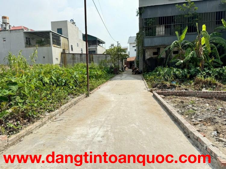 Bán đất Bắc Hồng, Đông Anh, Hà Nội. Xe morning đỗ cửa. DT 50m, giá 2,32 tỷ.