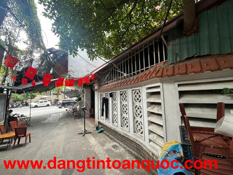 (Siêu Phẩm) Bán đất tặng nhà mặt tiền 8,3m kề mặt phố Quần Ngựa - Tặng GPXD 10 tầng - Tin Thật 100%