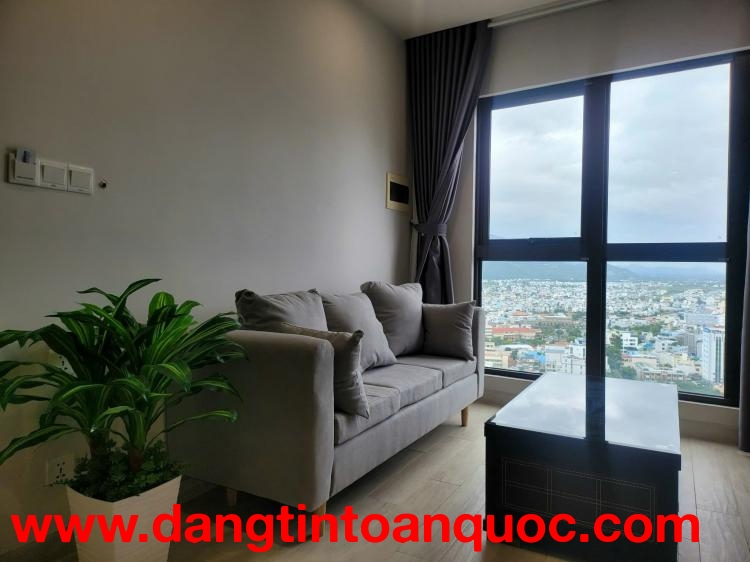 Cho thuê căn hộ 2pn GoldCoast tòa Nam giá 20 triệu