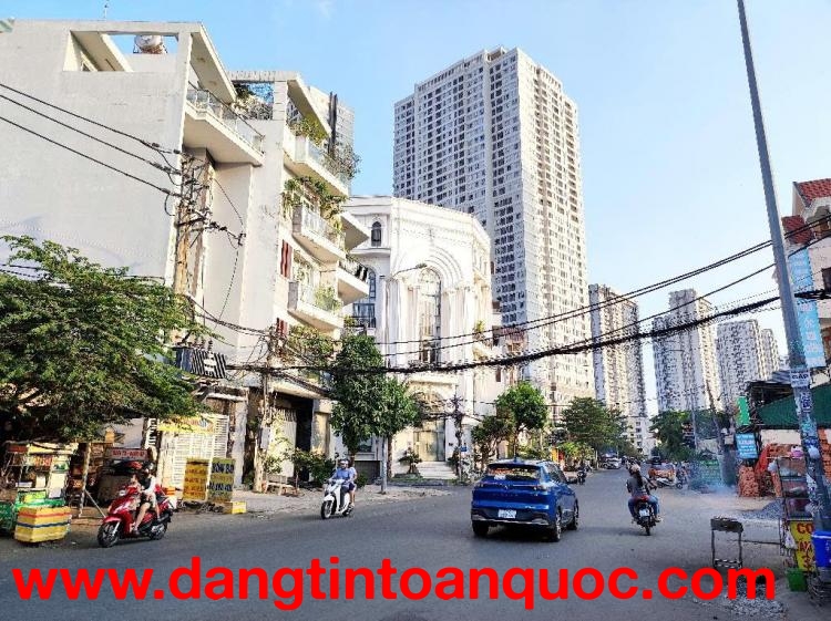 Lô góc 2 mặt tiền kinh doanh 793 Trần Xuân Soạn Tân Hưng Quận 7, 250m2 đất thổ cư ngang 14m, 31 tỷ