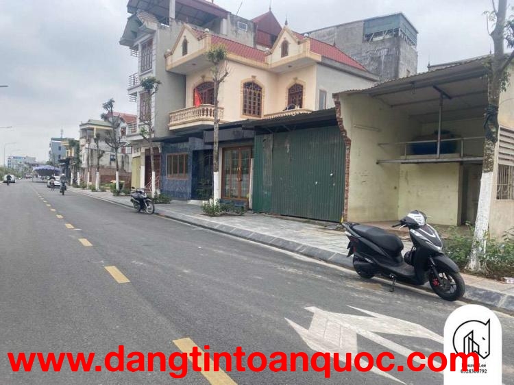 Đất đẹp mặt đường Đê Vàng Giang Biên Long Biên oto tải tránh nhau 87m mặt tiền: 4.5m 13 tỷ