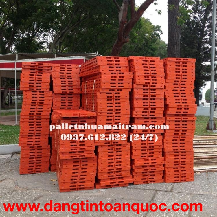 Pallet nhựa cũ tại Thành Phố Hồ Chí Minh giao hàng tận nơi