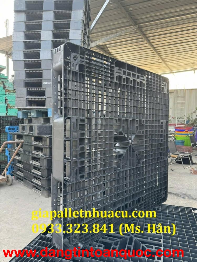 Pallet nhựa thanh lý giảm giá mạnh cuối năm