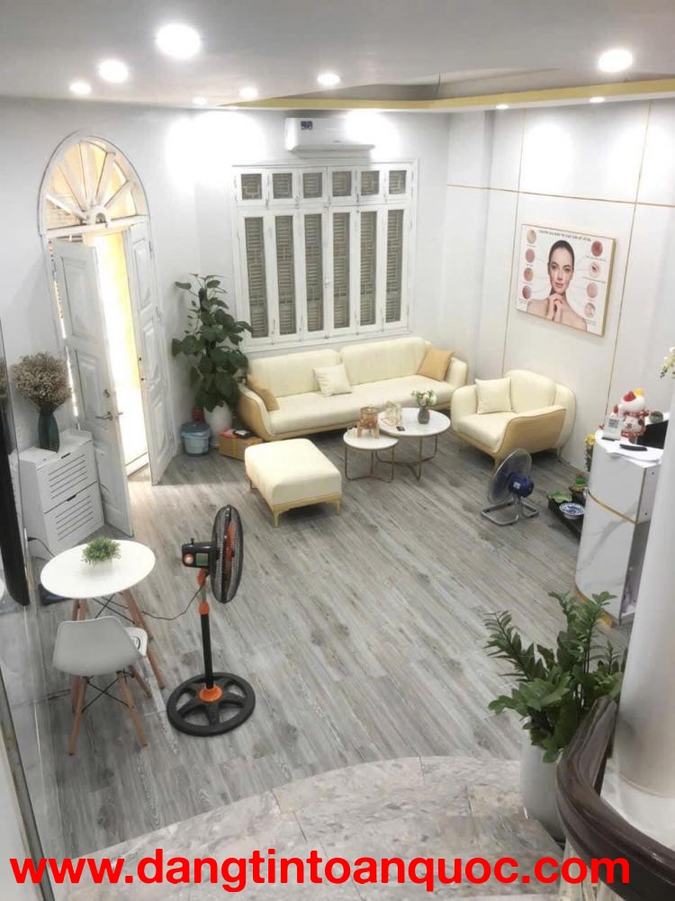 CHO THUÊ NHÀ LÀM SPA, VP, PHÒNG KHÁM, CÀ PHÊ PHỐ LẠC TRUNG, 3 TẦNG, 80M2, 25 TRIỆU.