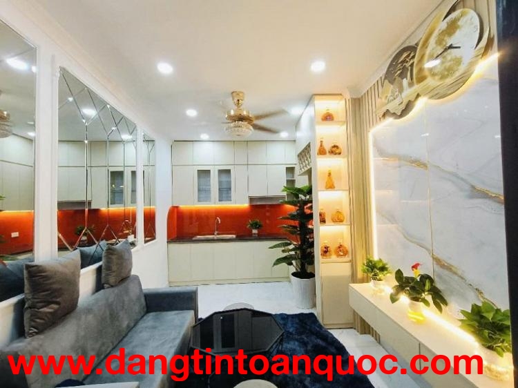 Bán nhanh nhà đẹp –Full nội thất – Ngõ rộng – Gần ô tô- Hai Bà Trưng - HN