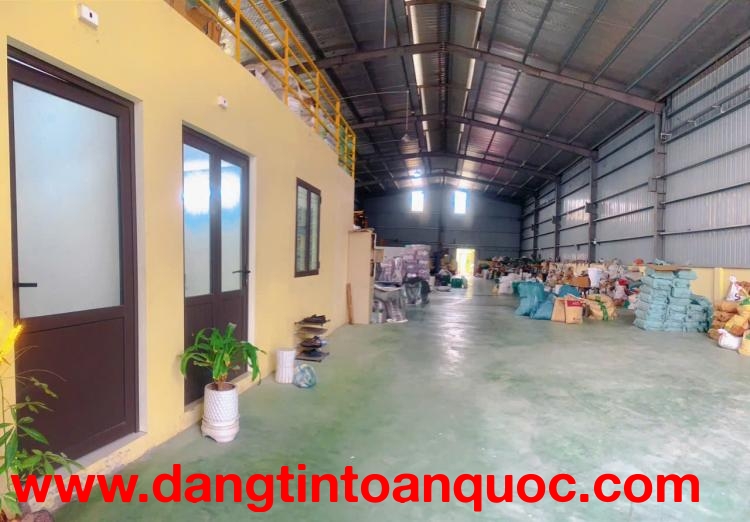 cho thuê kho xưởng ở Thanh Oai tổng diện tích 1000m2 kho xưởng đã dựng 800m2 xưởng bên trong có sẵn 