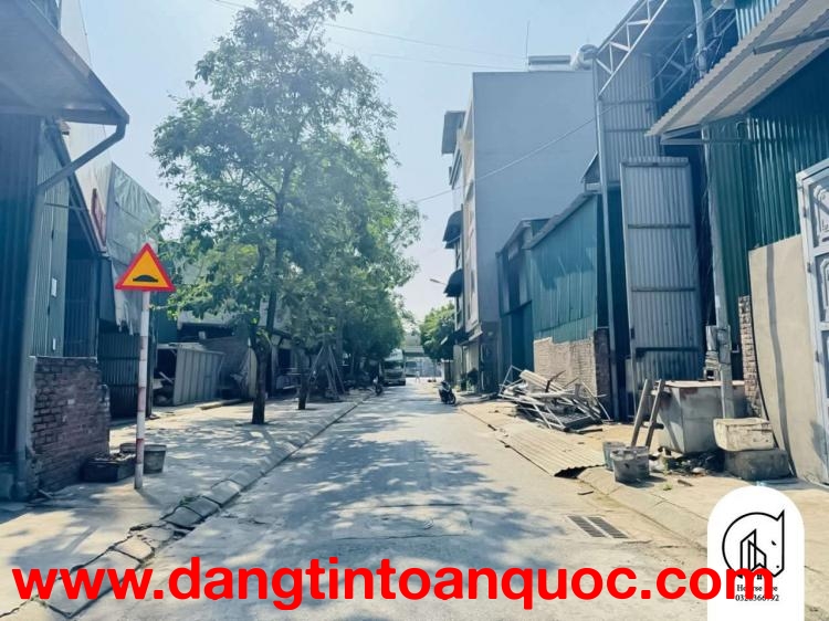 Bán đất đẹp phân lô gần cầu Thanh Trì Long Biên vỉa hè oto tránh 85m mặt tiền: 6m 11 tỷ 6