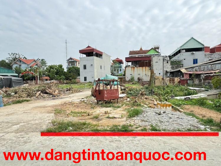 Bán đất tổ 11, Quang Minh, Mê Linh, HN. Lô góc, trục chính làng kinh doanh. DT 40m, giá 2,15 tỷ