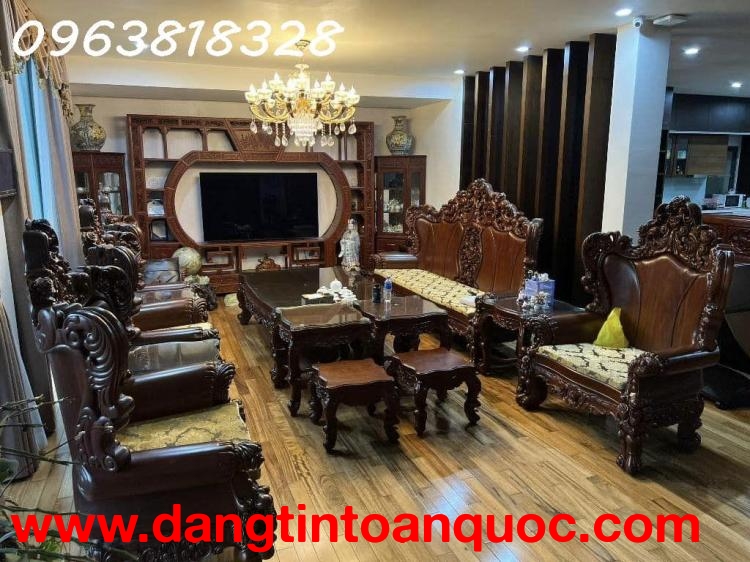 TRUNG TÂM CẦU GIẤY - LONG LANH, LỘNG LẪY, XA HOA, ĐẲNG CẤP NHẤT KĐT LÃO THÀNH CÁCH MẠNG
DT: 300m2 - 