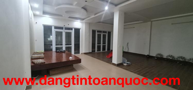 CẦN BÁN NHÀ 3 TẦNG MẶT PHỐ LÝ THƯỜNG KIỆT, THÀNH PHỐ THÁI BINH, VỈA HÈ RỘNG, DT 200M, MẶT TIỀN 7M, G