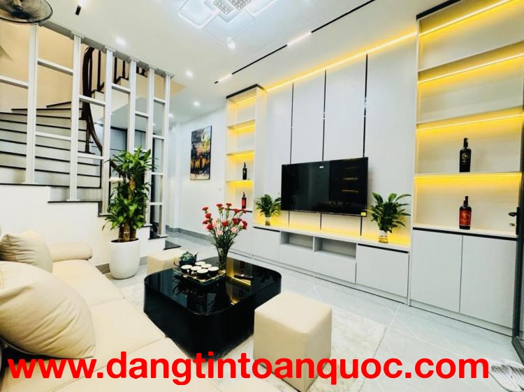 BÁN NHÀ TÂN TRIỀU, THANH TRÌ, NGÕ Ô TÔ, 32M2, 5.95 TỶ(CTL)