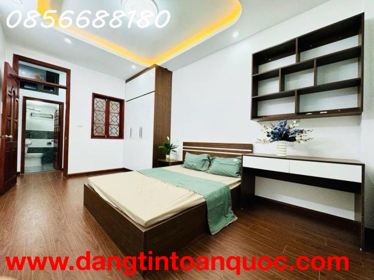 NHÀ ĐẸP KHƯƠNG TRUNG - GẦN Ô TÔ - GẦN HỒ - NỘI THẤT XỊN ĐẸP Y HÌNH Ở NGAY – 35 M2 – 5 TẦNG – 5 TỶ HƠ