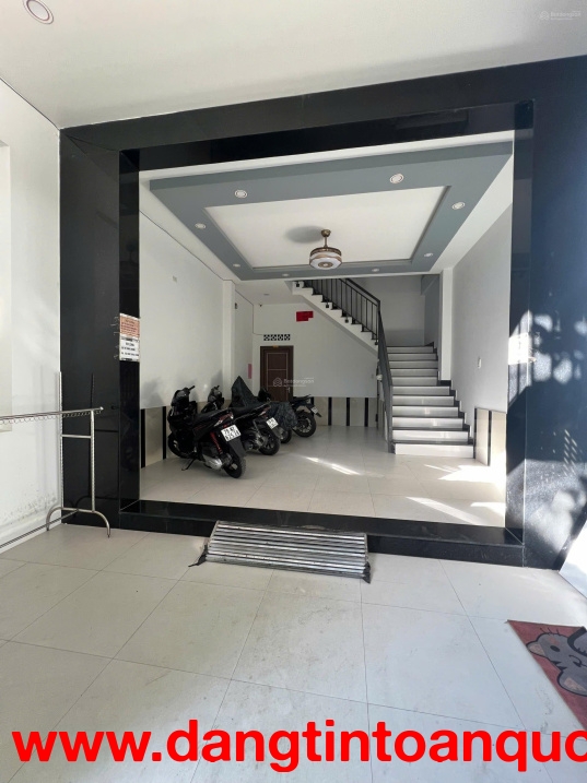 VILLA 600M2 NGAY TRUNG TÂM PHAN THIẾT