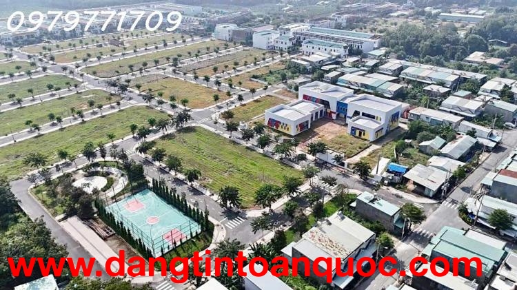 NHÀ PHỐ RICHLAND, TRUNG TÂM TP.MỚI BÌNH DƯƠNG, GIÁ CHỈ 2TY6/CĂN 80M2