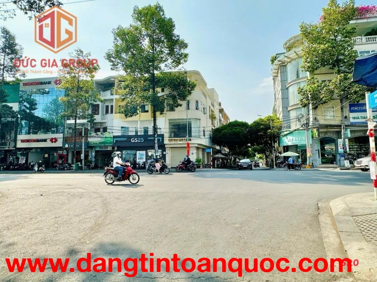 Nhà 1 trệt 2 lầu Mặt Tiền kinh doanh đường D4 KDC D2D giá chỉ 7,5 tỷ