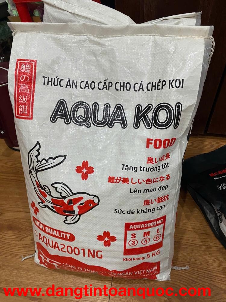 Aqua Koi Food – Tăng trưởng tối ưu, bảo vệ sắc đẹp tự nhiên, nâng tầm đẳng cấp hồ cá Koi!