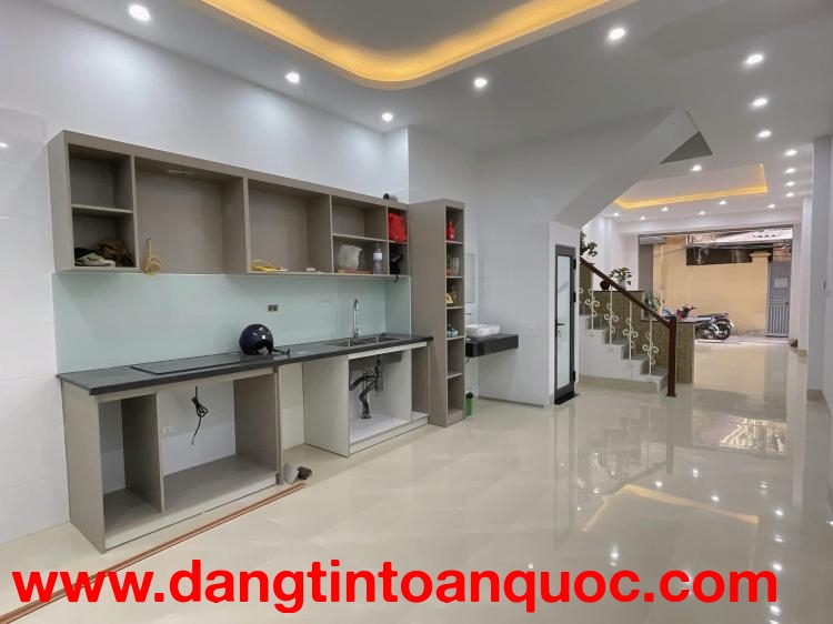 NHÀ TRẦN DUY HƯNG - NGÕ Ô TÔ KINH DOANH THÔNG CÁC NGẢ 10X TY