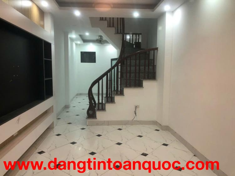 BÁN NHÀ HOÀI ĐỨC HÀ NỘI. DT 31,6M2 X 4 TẦNG, SỔ RIÊNG, CHỈ 3TỶ690. LH:0332054295 THANH