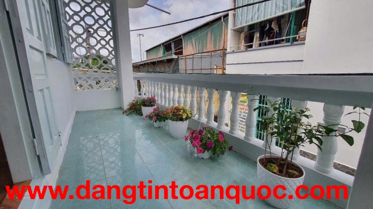 Bán nhà 2 tầng mặt tiền đường Chí Linh, Phước Hoà, Nha Trang - Giá 3 tỷ 460 triệu