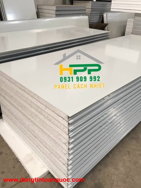 TẤM PANEL CÁCH NHIỆT LÀM PHÒNG SẠCH - MANG LẠI MÔI TRƯỜNG SẢN XUẤT AN TOÀN VÀ HIỆU QUẢ 