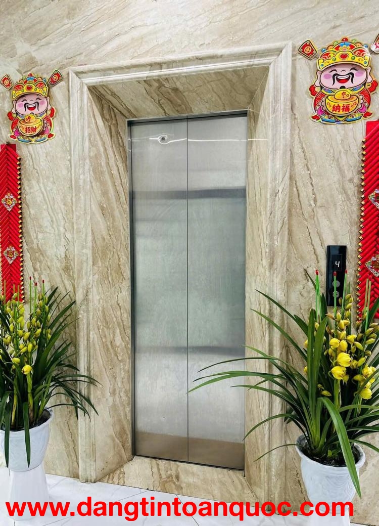 Cho thuê nhà thang máy Phố Hoàng Mai 70m2, 5 tầng, 6P KINH DOANH SPA, TRUNG TÂM, VP