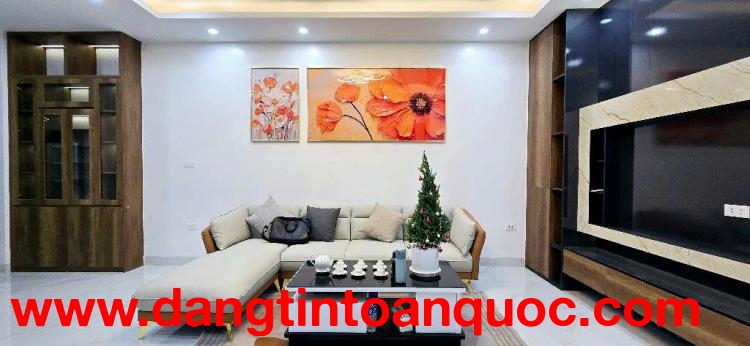 Bán Nhà Vũ Trọng Phụng, 35m², Ngõ Thông, Gần Ô Tô, Thoáng Sáng, Giá Chỉ 6.7 Tỷ