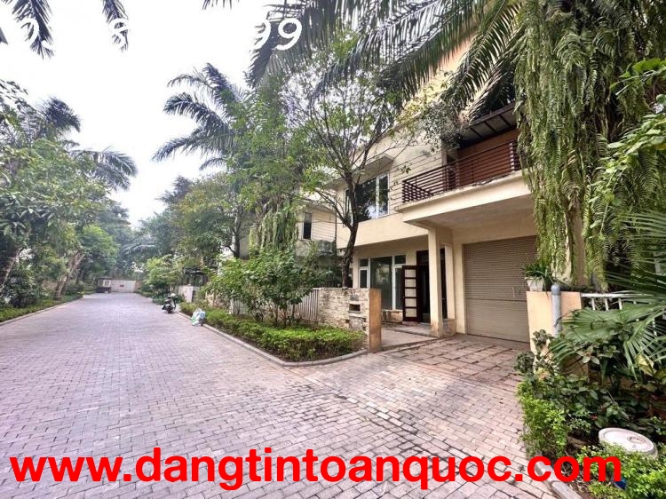 BIỆT THỰ PALM GARDEN, VIỆT HƯNG, 203M, MT 11M, HÀNG XÓM VIN RIVERSIDE, CHỈ 35.4 TỶ