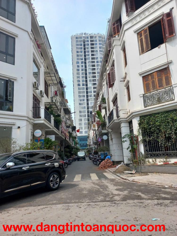 BÁN NHÀ NGUYỄN TUÂN THANH XUÂN, VỈA HÈ OTO TRÁNH KINH DOANH, 70M2 5TẦNG THANG MÁY, 28.XTỶ