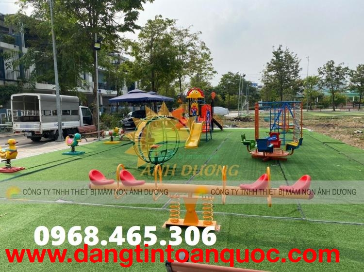 Cầu trượt xích đu khu vui chơi trẻ em ngoài trời