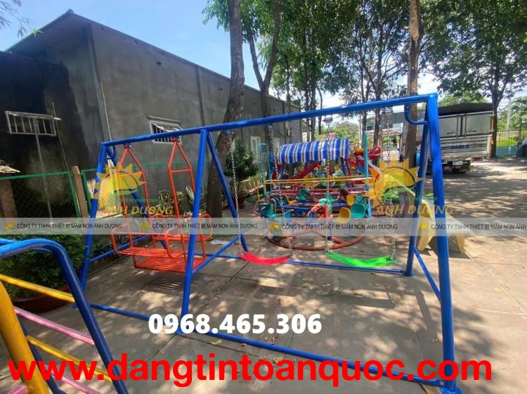 Xích đu sắt trẻ em ngoài trời, xích đu mầm non cho bé nhiều mẫu