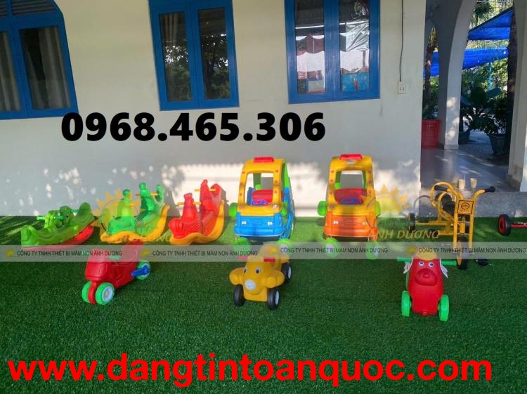 Xe chòi chân trẻ em, bập bênh mầm non nhập khẩu, trụ bóng rổ mầm non