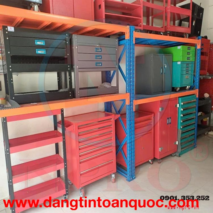 Sản phẩm tủ dụng cụ, tủ đồ nghề đựng đồ sửu chữa cơ khí