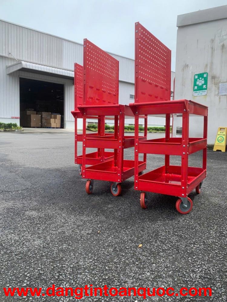 Xe đẩy 3 ngăn – Bảng treo khay nhựa KT: 738×570